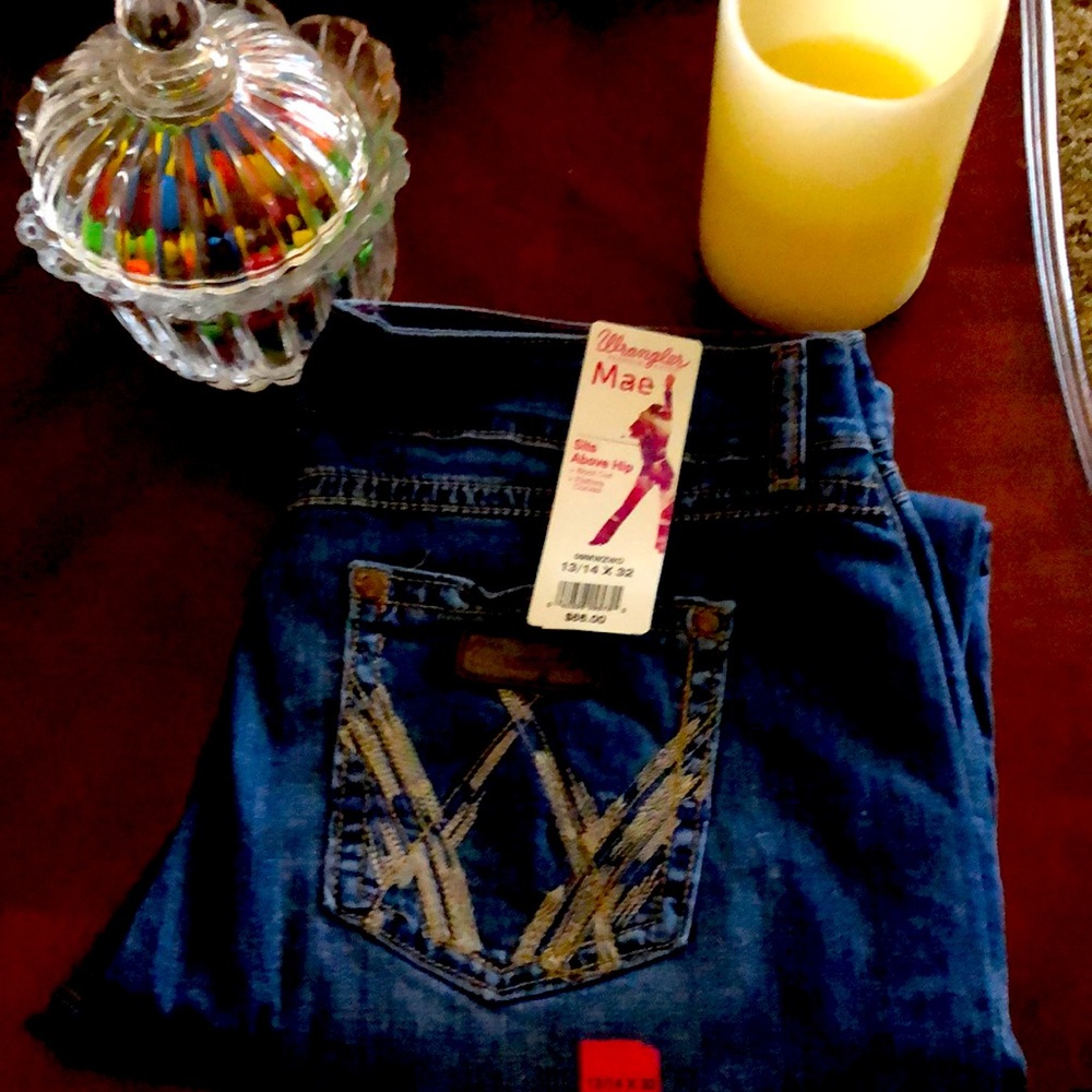 Ladies wrangler jeans